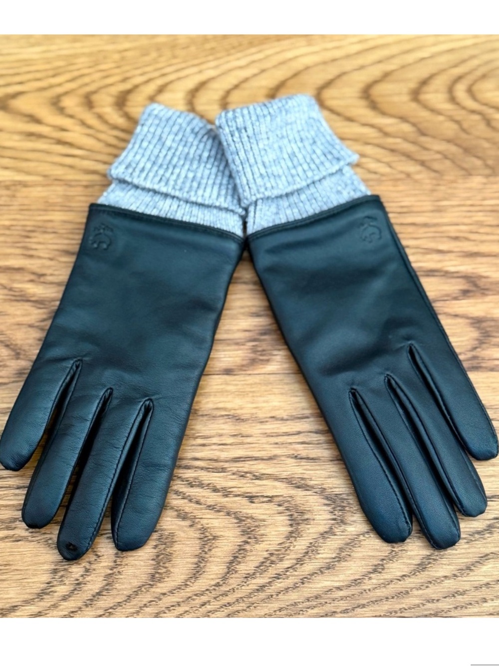 Brooks Brothers Women’s Leather Gloves - Picture 7 of 7